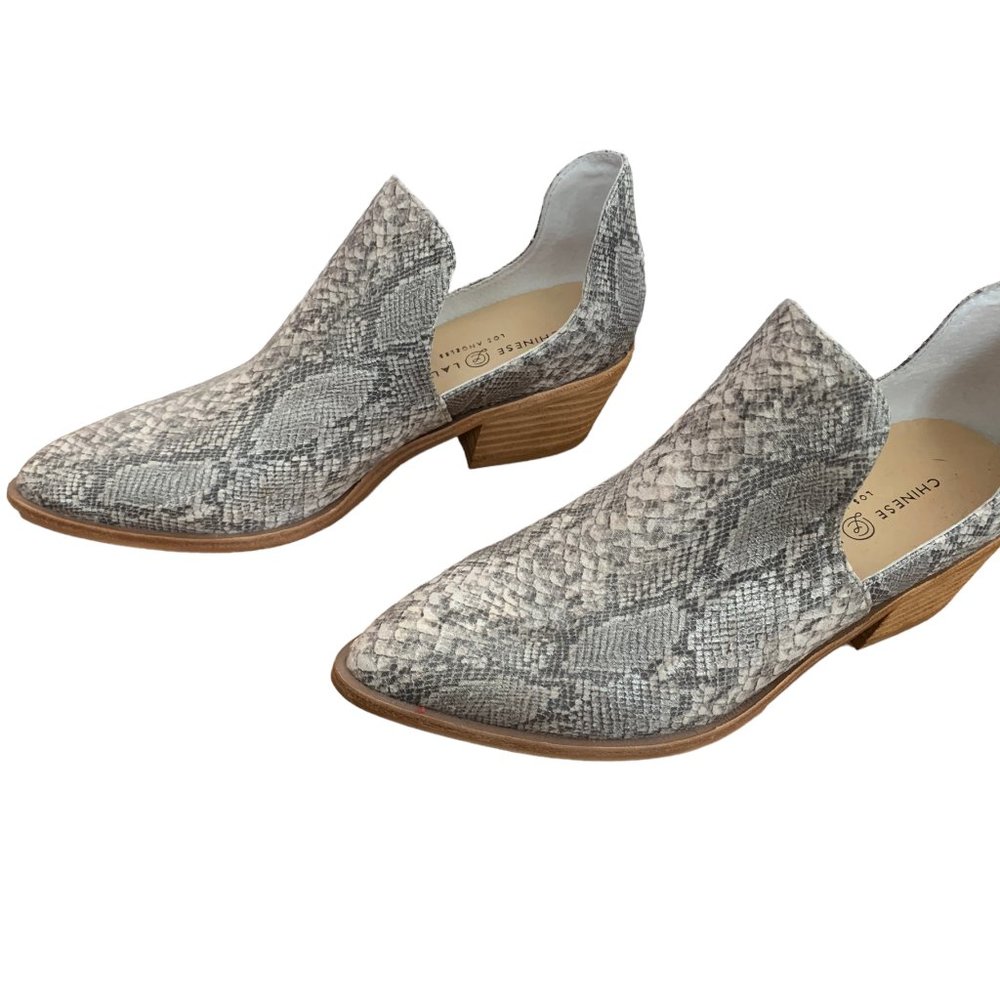 Women’s Snakeskin Pattern Booties Size 8 - Picture 4 of 7